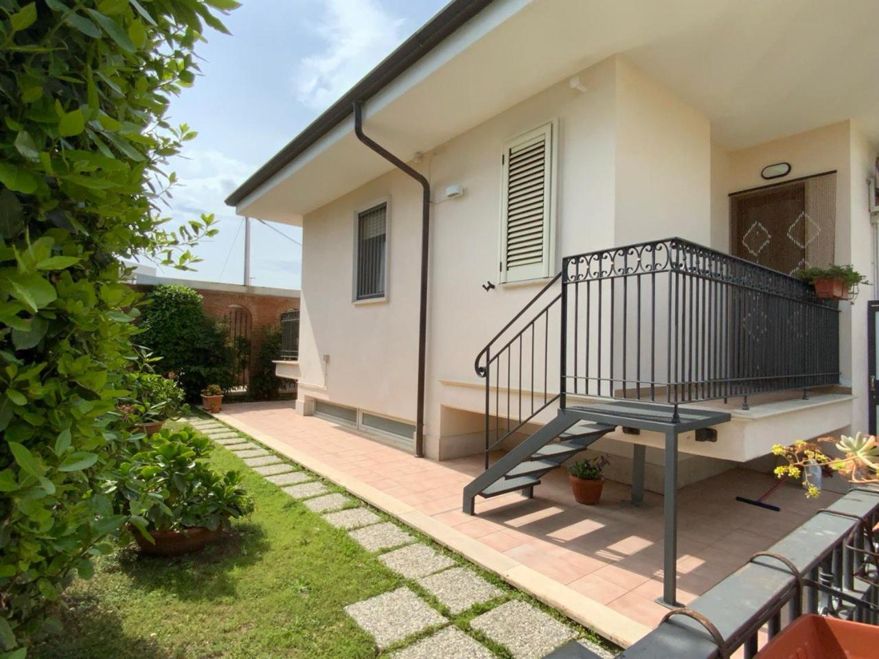 B&B Guarini Casamassima Esterno foto